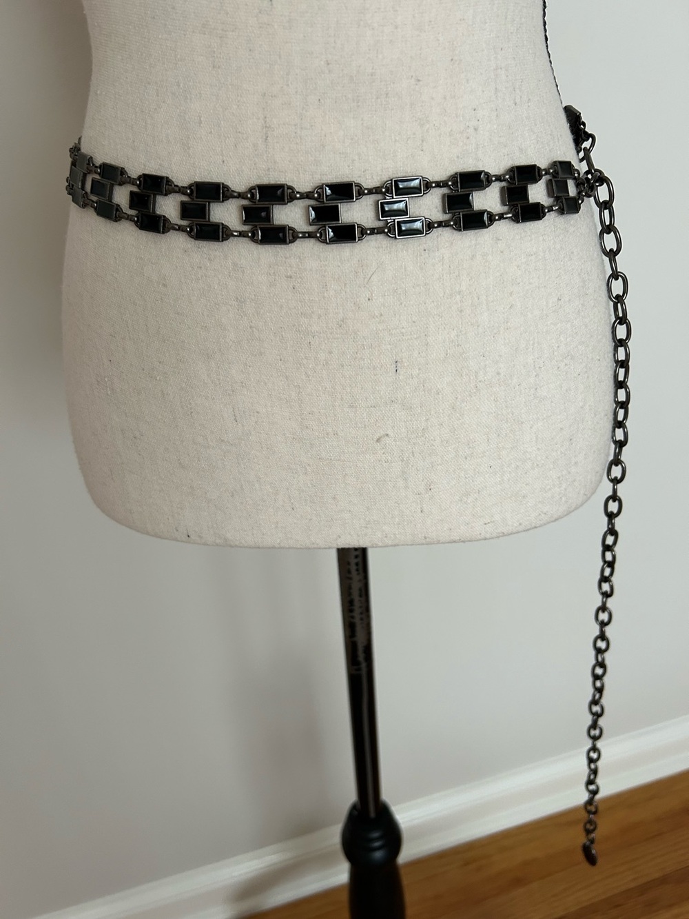 Y2K Black Gunmetal Adjustable Chain Belt Black Enamel Resin
